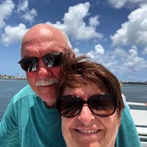 Meet your Posher, Robyn